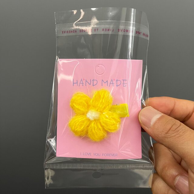 About one hundred pieces of 7X8 color hairpin packaging cardboard diy hair accessories material base paper hairpin tag card