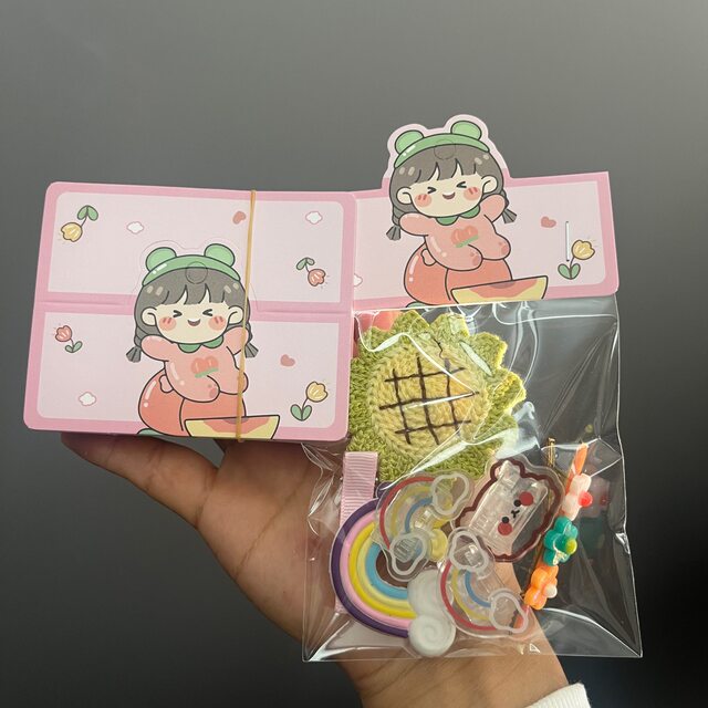 Extra Large 10cm Cute Foldable Keychain Hair Accessory Packaging Card Clip Handmade Cream Glue Hairpin Jewelry Card