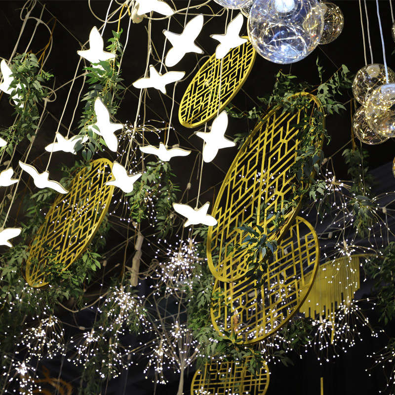 Chinese wedding round screen pendant Wedding stage background gauze arrangement New Chinese wedding props arrangement