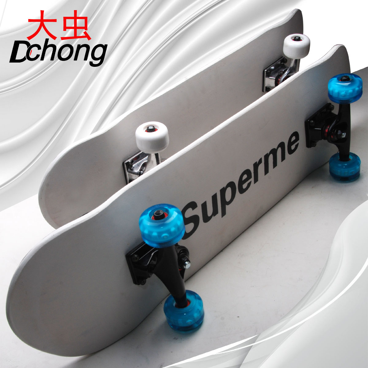 Pure - colored four - wheel skateboard Pure white sports skateboard green sports skateboard process skateboard