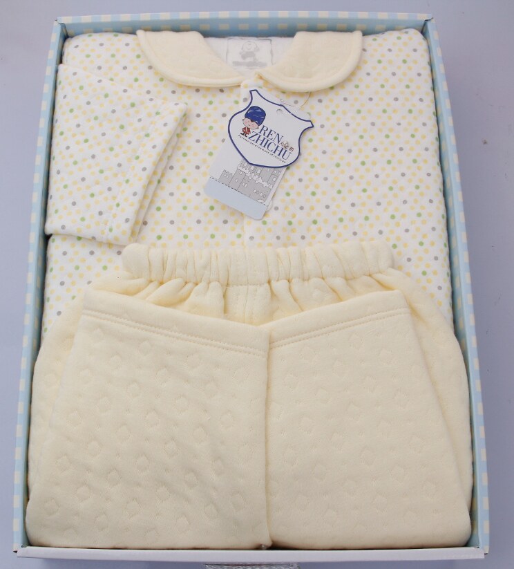 Coffret cadeau pour nouveau-né - vêtements - Ref 1955751 Image 32