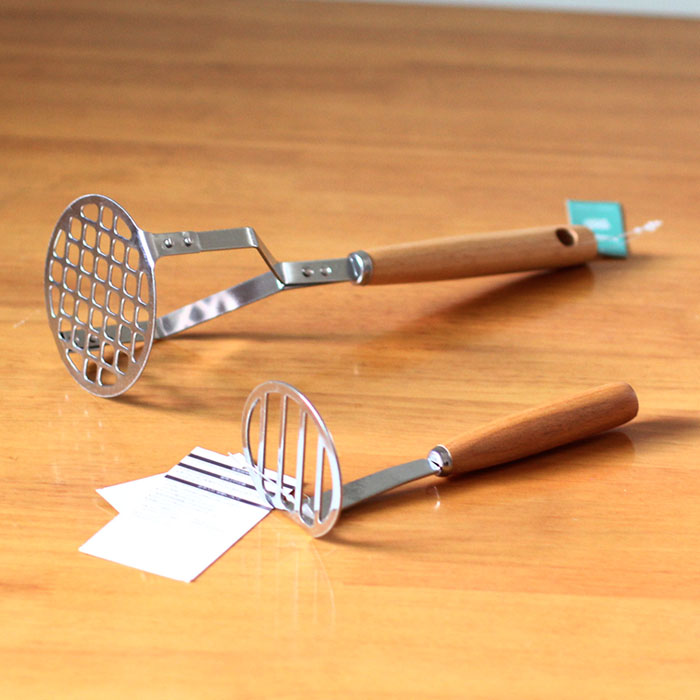 Yuhua stone enamel Japanese beech handle stainless steel potato press mash potato masher