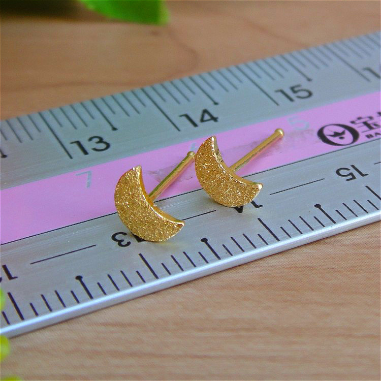 999 - foot girl's small moon ear nails fine moon tooth and beautiful bend moon needle 24K pure gold ear decoration