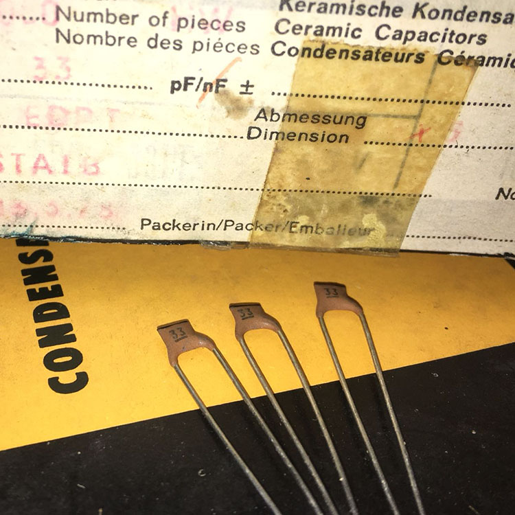 Germany STCO copper feet 33PF 82P 63V 5% NP0 high frequency silver film ceramic capacitor 33P