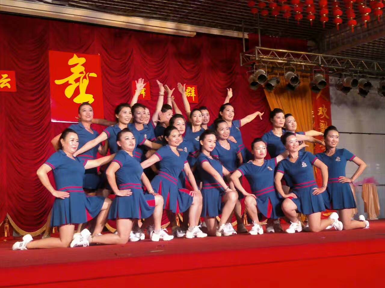 Giày khiêu vũ da mùa xuân và mùa hè phong cách của phụ nữ với giày khiêu vũ đế mềm lưới thoáng khí tăng giày thể dục nhịp điệu - Khiêu vũ / Thể dục nhịp điệu / Thể dục dụng cụ giày khiêu vũ nam nhập khẩu