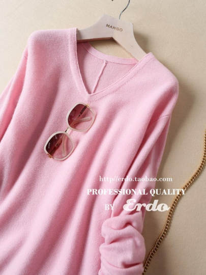 New Autumn and Winter V-Neck Pure Cashmere Sweater for Women, Mid-Length Loose Pullover Sweater, Versatile Knitted Base Skirt That Covers the Hips