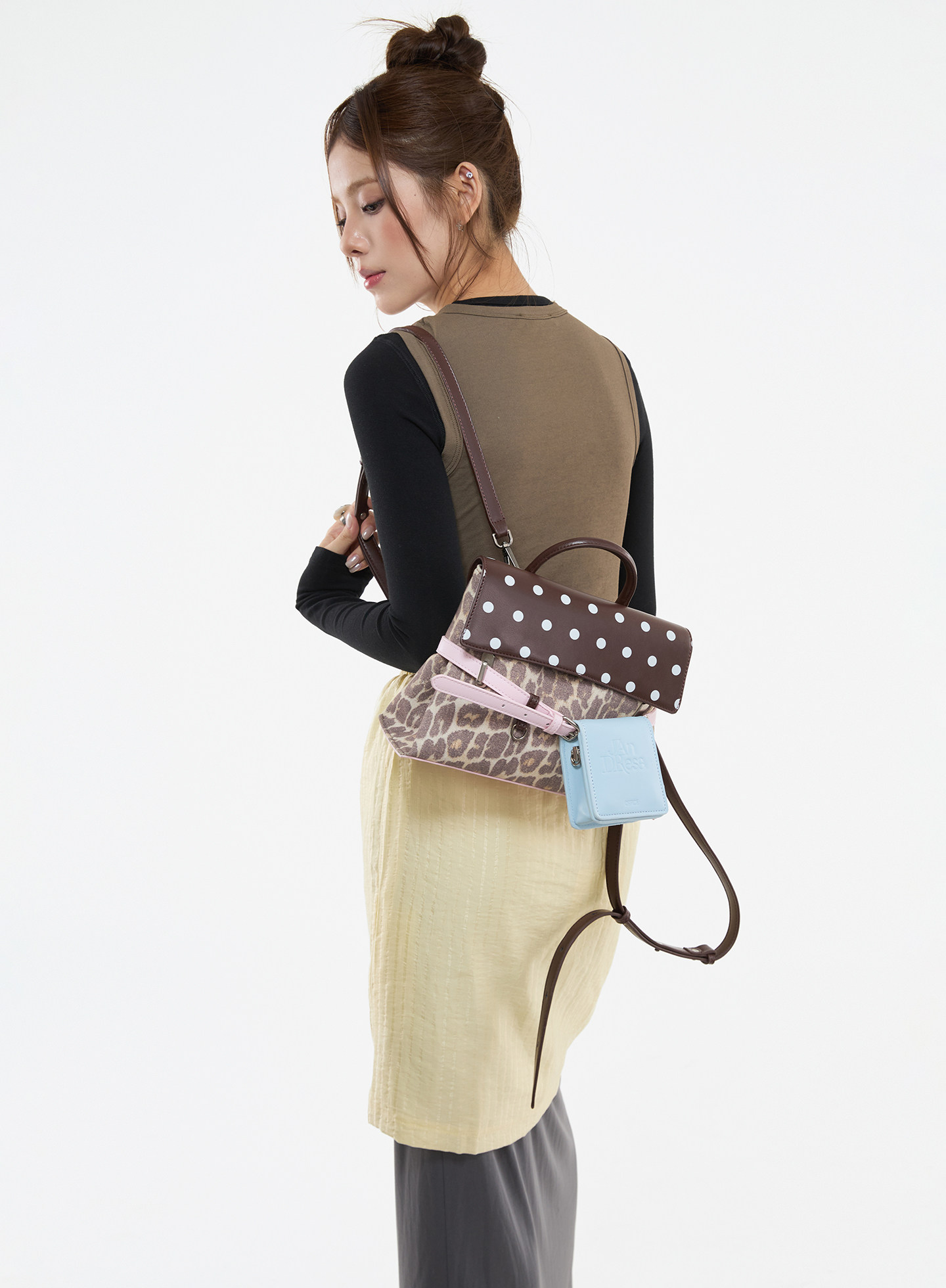 JANDRESS Brown Leopard Magnetic Snap Backpack