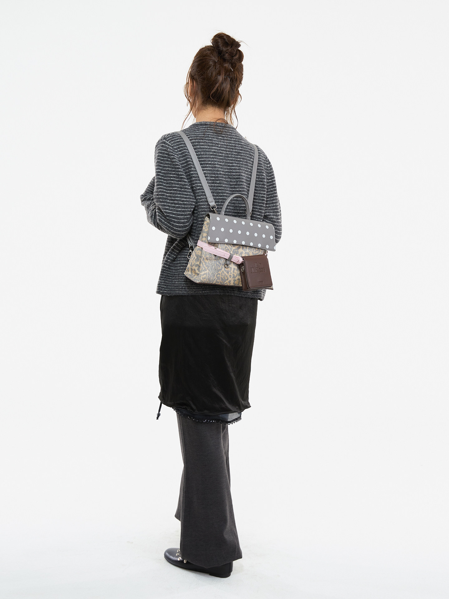 JANDRESS Gray Leopard Print Faux Leather Backpack
