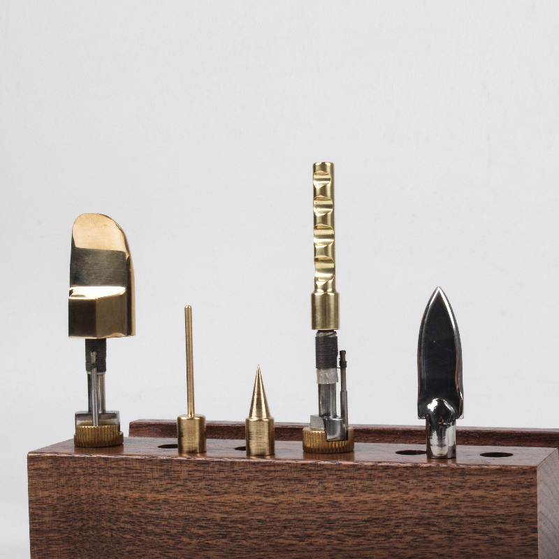 Vulcan shape iron wax knife with pass hole fever rod hand leather iron