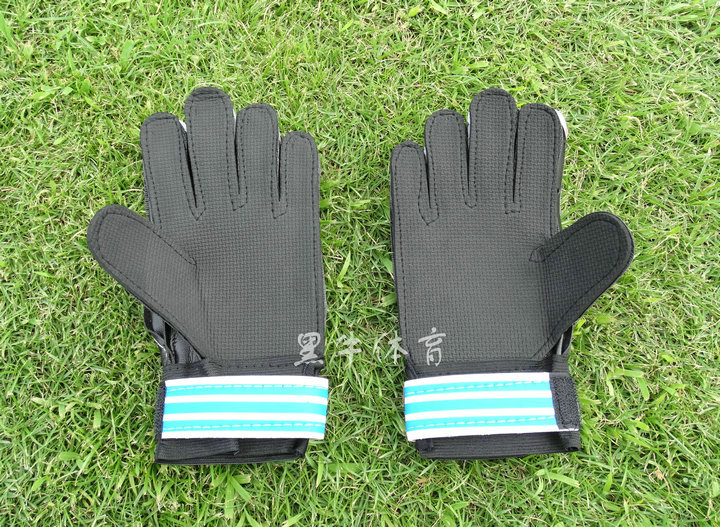 Gants de football - Ref 2594135 Image 40
