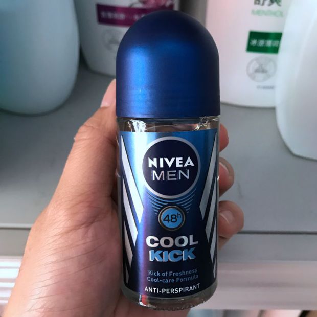 Hồng Kông mua Nivea bóng chất lỏng nam và nữ chất chống mồ hôi cơ thể kem dưỡng da bóng chống mồ hôi Eau de Toilette - Nước hoa nước hoa amouage