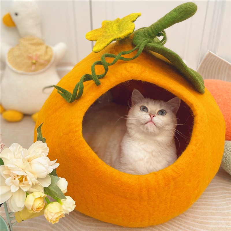 Export Japan American Goat Hair Felt Cat Winter Solar Warm Cat House Closed Windproof Net Red Planet Pet Nest-Taobao