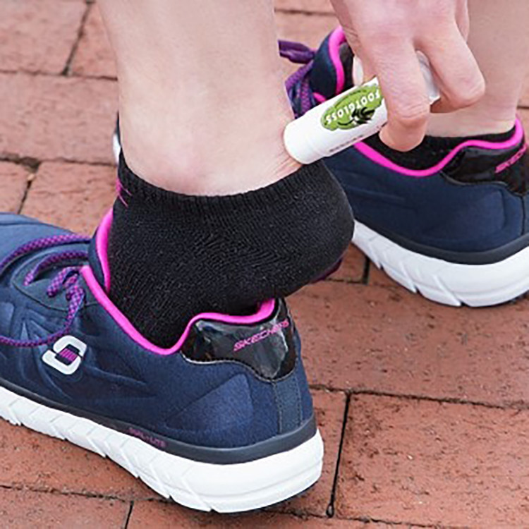 美国Foot Gloss防磨脚膏后跟贴防水泡护脚膏滋润润足霜玩性大发