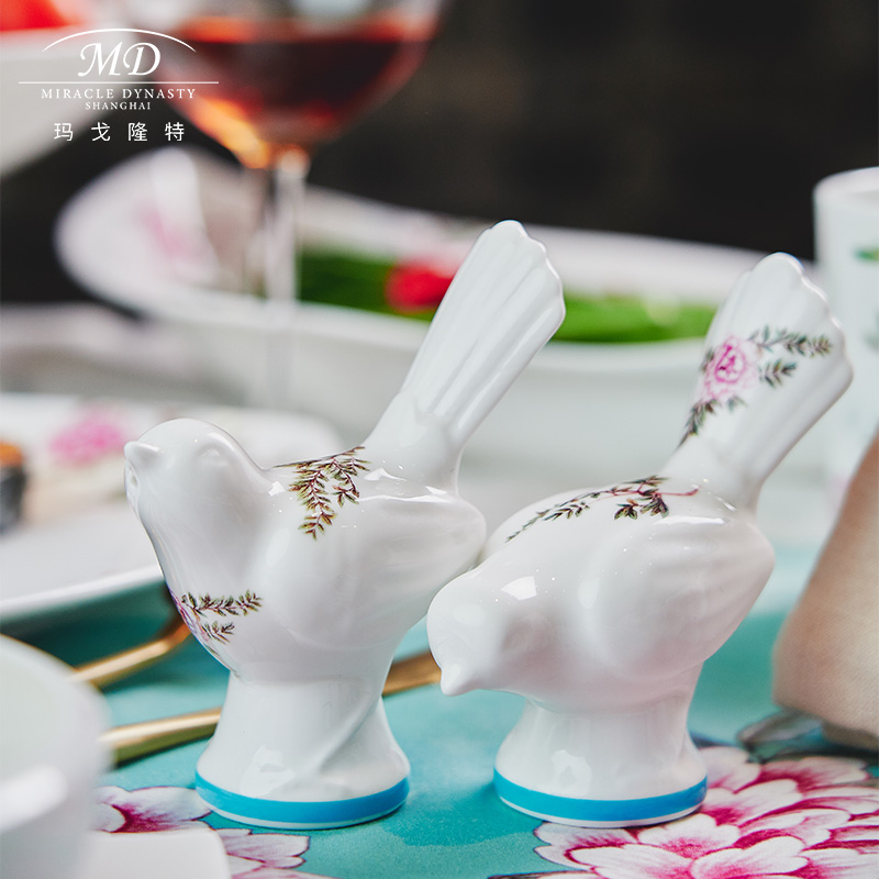 Margolonte Dining Table Small Pendulum Pieces China Garden Salt Hu Bottle Bone Porcelain Home Chinese Meditation Small Bird Adornment