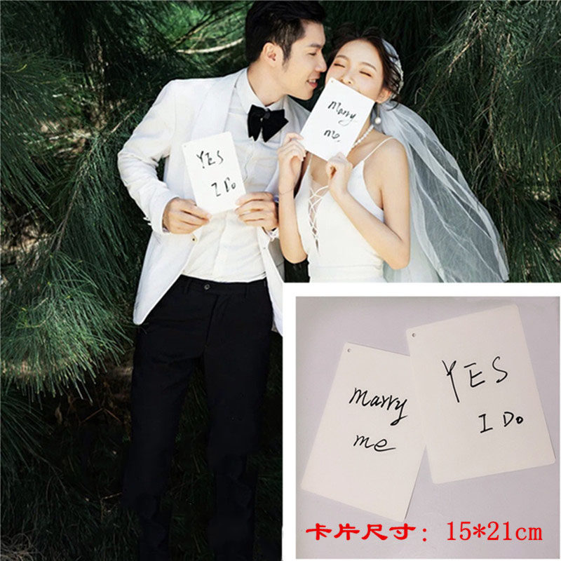 New wedding photography Photography props Han style Exterior View Brigade Pat personality Photography Write a real little fresher hands with board to hold the board