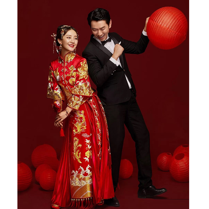 Wedding Dress Photography China Wind Photo Props Red Lantern Decoration Hem Decorated Chinese Ancient Dress Shooting Props Folding Lanterns