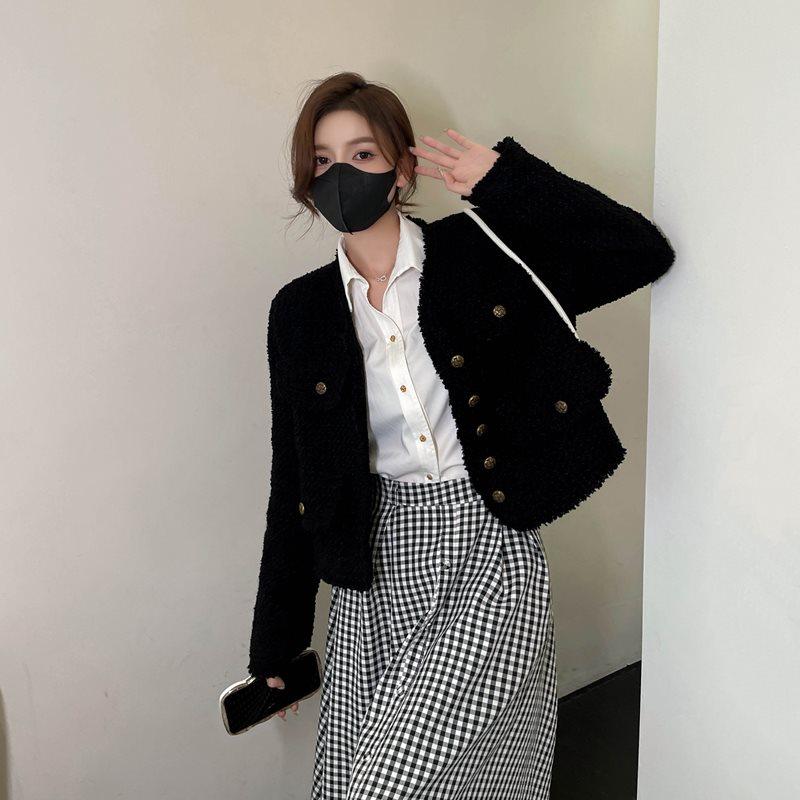 Han Edition New Sense Small Very Small Verme Lamb Coat in Autumn Winter in Moisture Temperance Street Short-up Costume