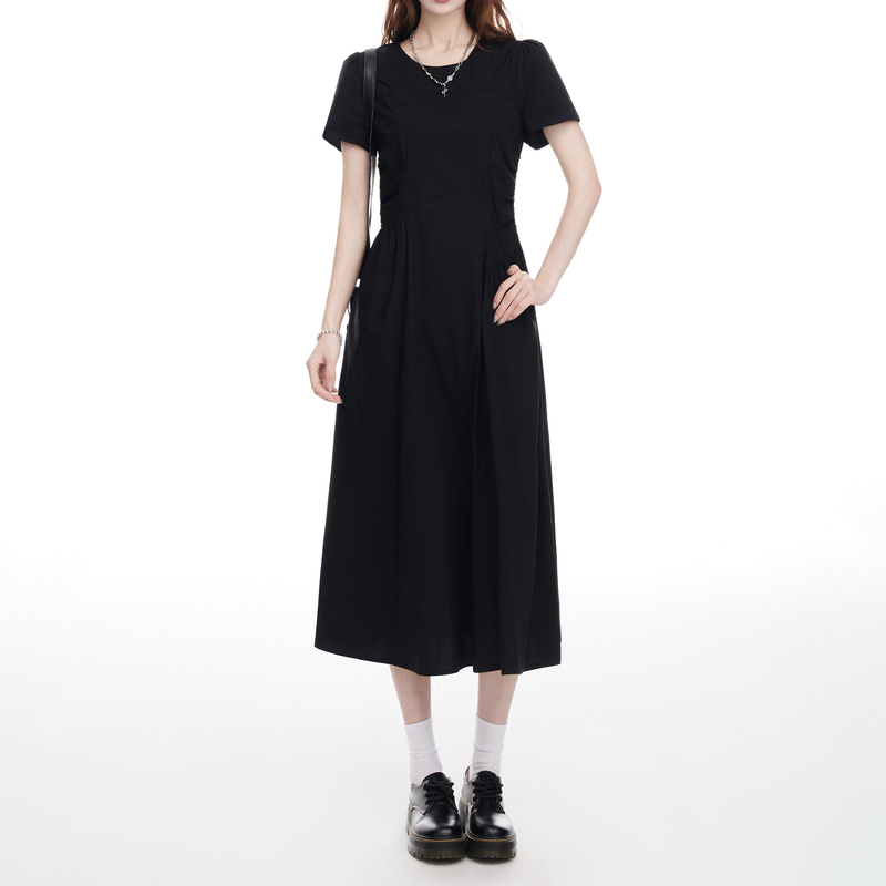 Korean-Style Simple Round-Neck Puff-Sleeve Dress for Women, Summer Waist-Pleated, Loose-Fitting, Drapey, Mid-Length, Black, Elegant Long Dress Korean-Style Simple Round-Neck Puff-Sleeve Dress for Women, Summer Waist-Pleated, Loose-Fitting, Drapey, Mid-Length, Black, Elegant Long Dress