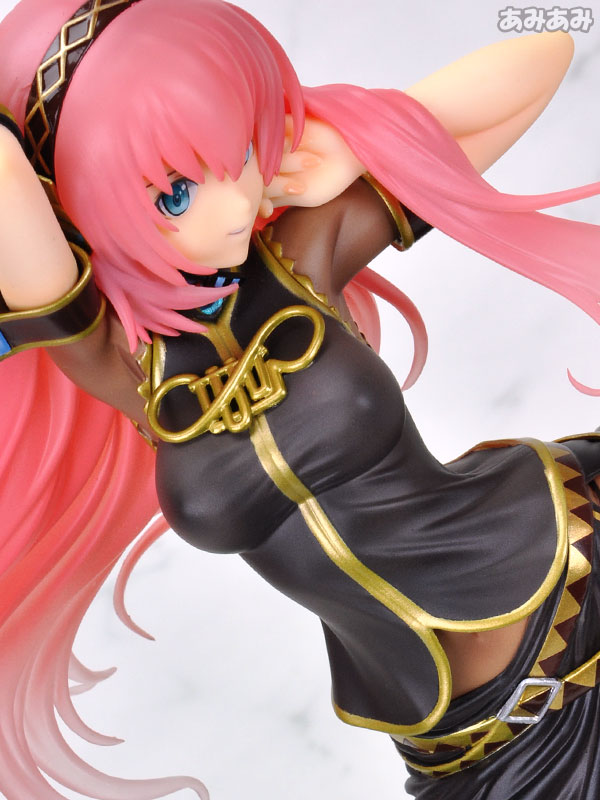 FIG-MOE-5417_11.jpg