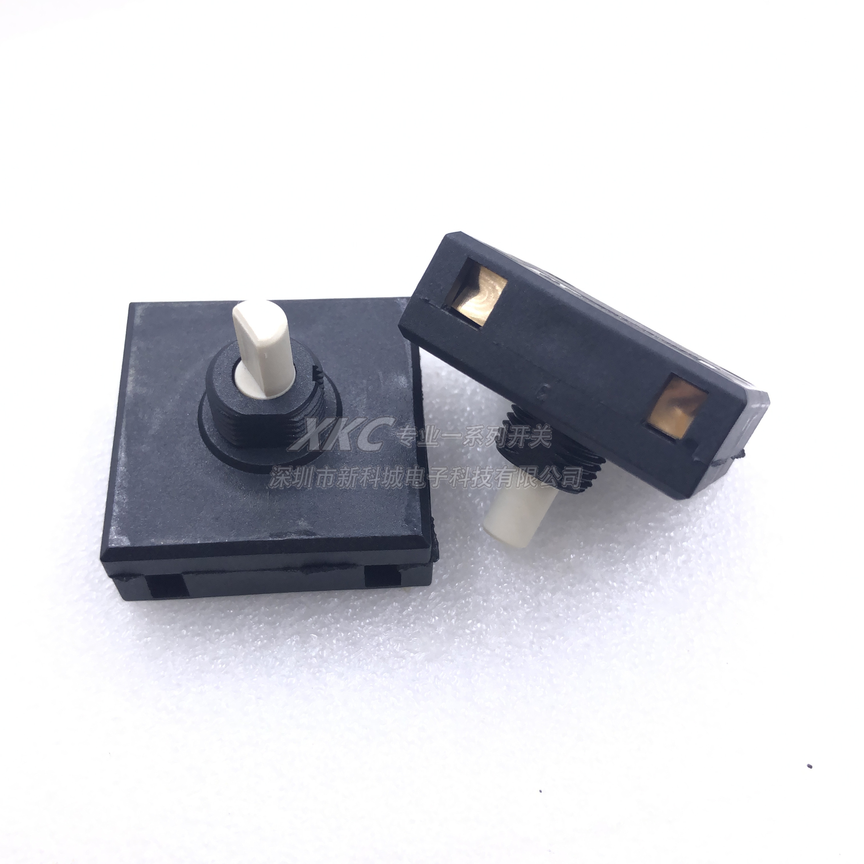 Gorbo D字頭旋轉開關XCK-230 6A 250VAC 4腳帶螺紋電子元件市場熱銷款