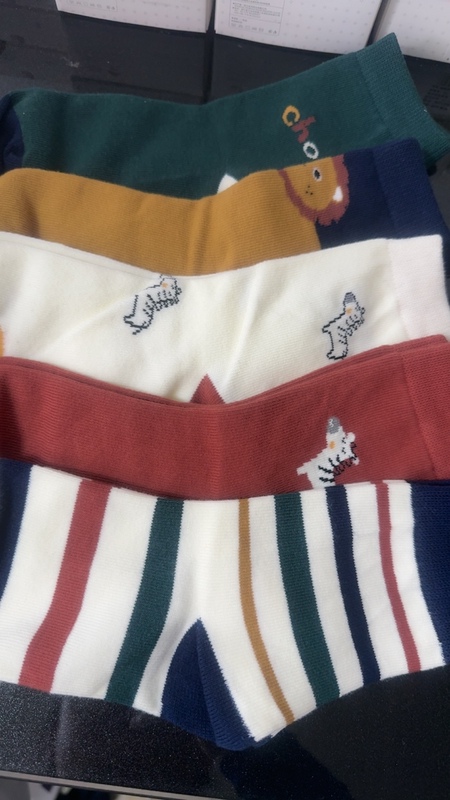 Welfare Bambi Brand Spring and Autumn Seamless and Boneless Children's Socks, Sizes 16-18-20-22-24, Choose Any 10 Pairs Welfare Bambi Brand Spring and Autumn Seamless and Boneless Children's Socks, Sizes 16-18-20-22-24, Choose Any 10 Pairs