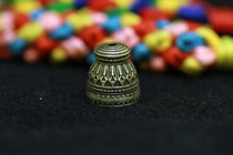 In the late Qing Dynasty the old snowflake Silver Pagoda is 1 7cm wide and the oil is worn in place. It is very beautiful.