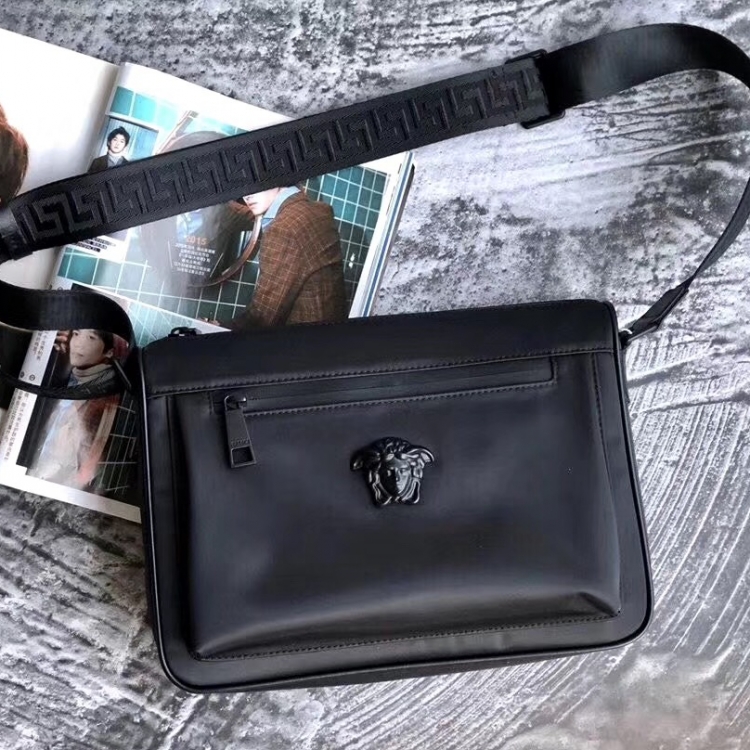 2022 New male bag nylon Oxford shoulder canvas casual banquet band for Korean version of men's single shoulder slope bag tide