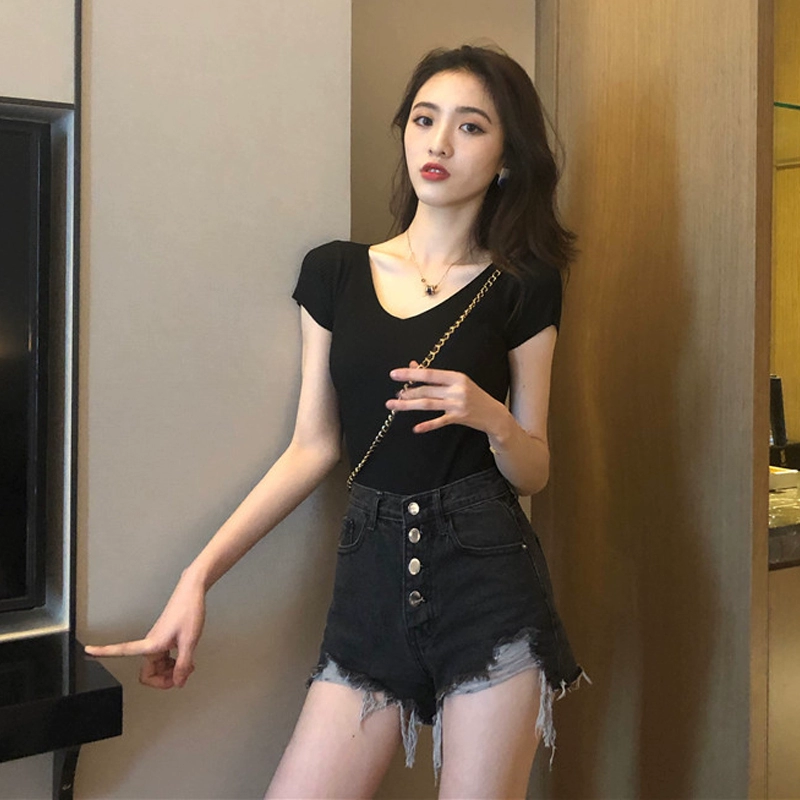 Áo len lụa đen của phụ nữ mùa hè 2020 áo thun ngắn tay Hàn Quốc in họa tiết bó sát cổ cao cổ Xuan Yafeng - Áo phông