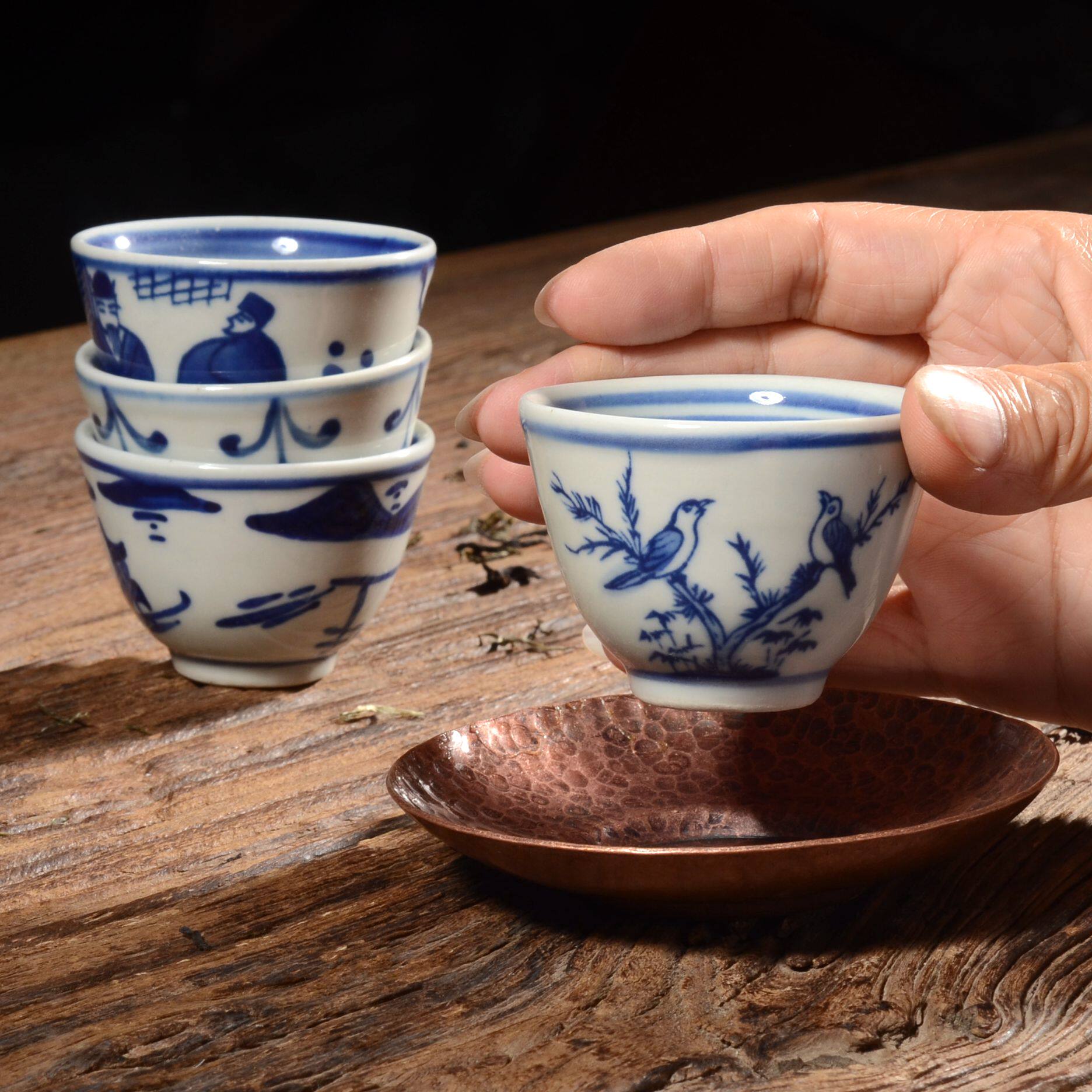Jingdezhen blue and white hand-painted tea cups Antique rough pottery ceramics Kung Fu tea cups Tea cups Pu'er tea cups