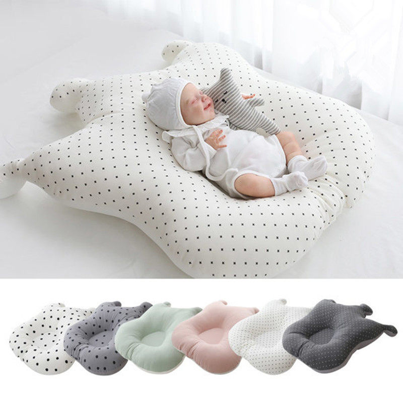 New ins wind baby anti-puff milk sandmat baby mesh breast-feed cushions newborn anti-spill milk sleeping bed