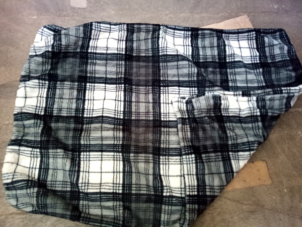 Special cleaning handling foreign trade coral pillow sleeper bag with cushion cushion cushion cushion with single pillow sleeve 43*63CM with zipper