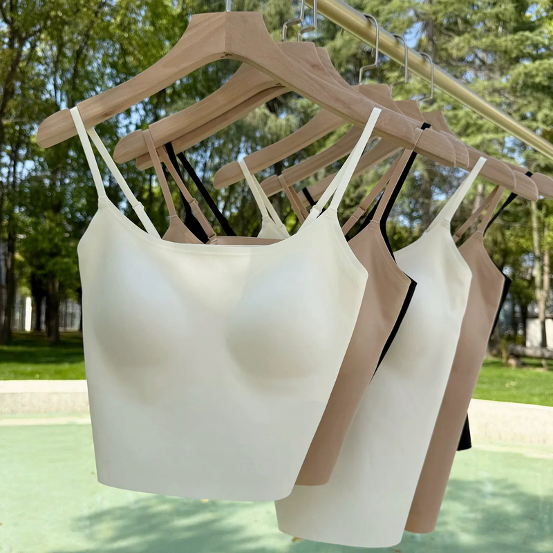 Seamless Liquid Foundation Camisole with Built-In Bra for Women, 2026 Summer New Style, Beautiful Back Bra, Can Be Worn as an Inner Layer or Outerwear