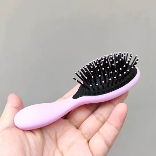 Выход La Gacilly, оригинальная легкая расчесывание La Gacilly, очень дружелюбна к коже головы