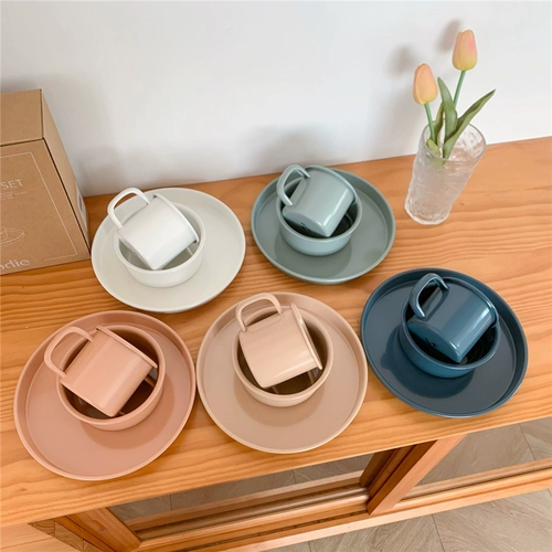 Выход Дания Большой Бренд Оригинальная упаковка эмали для эмали для детской посуды для детской посуды с тремя чашами с двойным ухом чаша для двойного уша