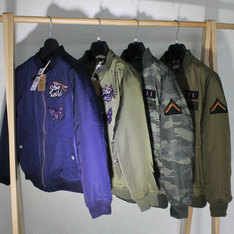 European outdoor boys and girls middle and big children light weight students casual waterproof waterproof warm baseball uniform cotton coat