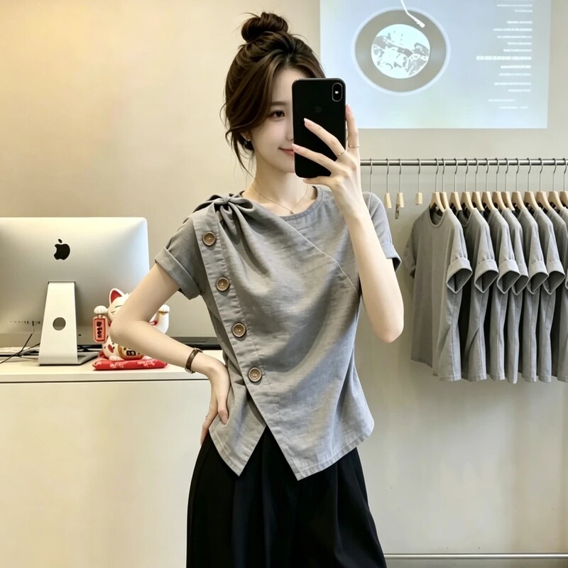 French-Style Fashion Irregular Button Short-Sleeve Shirt for Women 2026 Summer New Trendy Top That Covers the Belly and Looks Slimming French-Style Fashion Irregular Button Short-Sleeve Shirt for Women 2026 Summer New Trendy Top That Covers the Belly and Looks Slimming