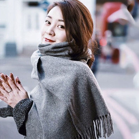 Stars Same Cashmere Scarves women Step up long version Flow Su Warm Winter Thickened shawl collar Neck Dual-use 100 Lapped Tide