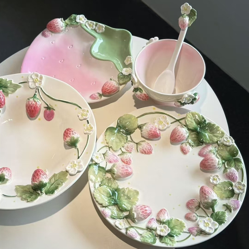 Strawberry Embossed Ceramic Tableware Salad Bowl Spoon Hand-Painted Trendy Exquisite Gift Cute Underglaze Color High Aesthetic Niche