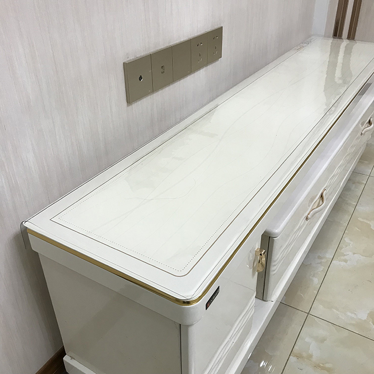 tivi tcl 65 inch Dùng một lần PVC cao su pad bàn mat chống vảy bàn vải thảm bàn dùng một lần đầu giường bàn TV tủ dầu và khăn trải bàn chống bụi - TV tivi 49 inch