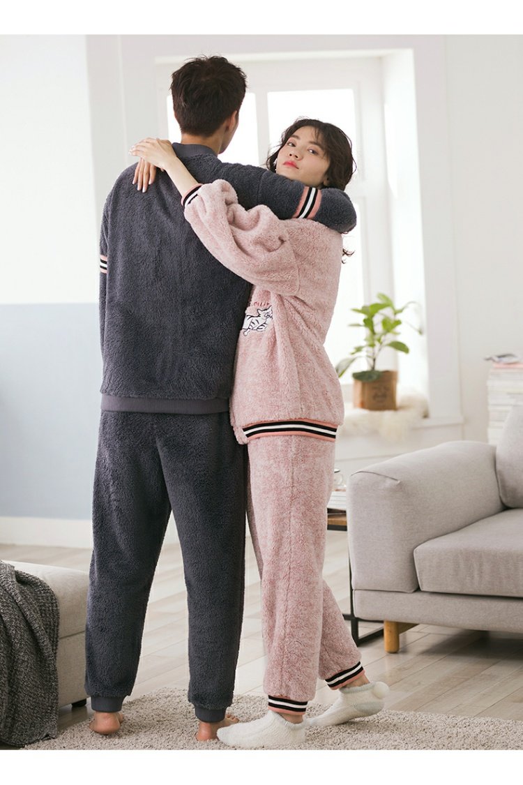 Jing vần san hô nhung đôi đồ ngủ mô hình mùa thu và mùa đông cộng với nhung ấm tay dài nam dịch vụ nhà flannel phụ nữ phù hợp - Bên ngoài ăn mặc đồ ngủ nữ quần áo ngắn