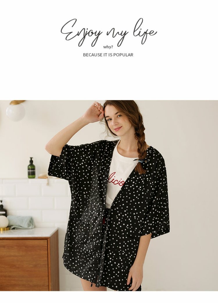 [1 mảnh giảm 30%] Jing vần mới mô phỏng bộ đồ ngủ mùa hè lụa phụ nữ giản dị phục vụ tại nhà đơn giản quần short ba mảnh phù hợp - Bên ngoài ăn mặc bộ jum đẹp