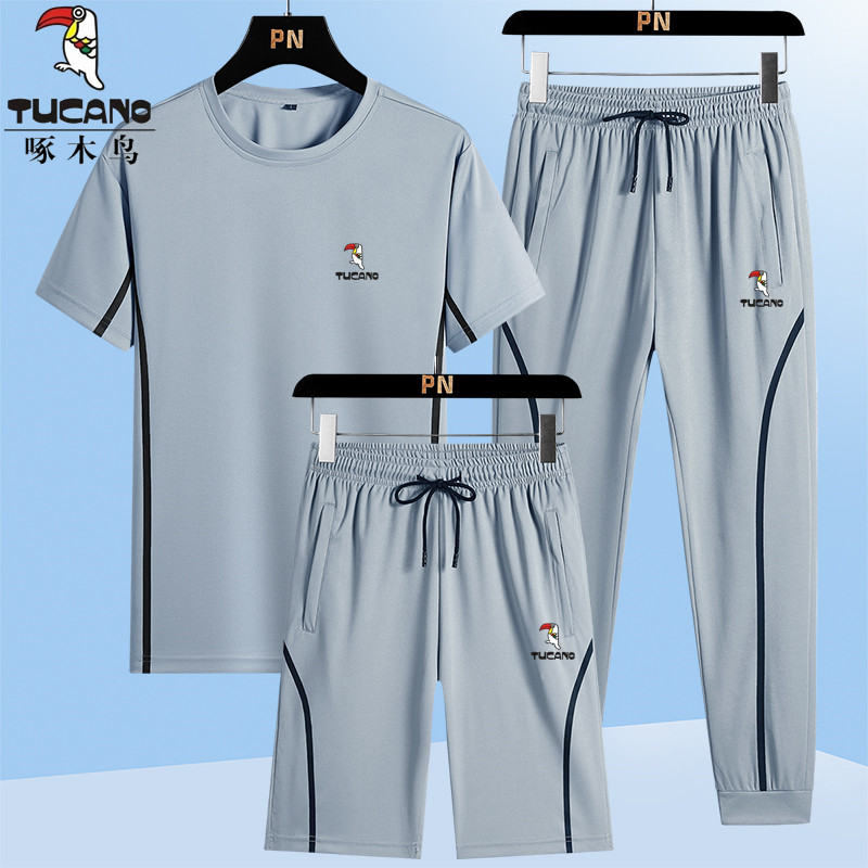 <!--啄木鸟运动休闲套装男夏季冰丝薄款短袖t恤男短裤跑步健身三件套-->