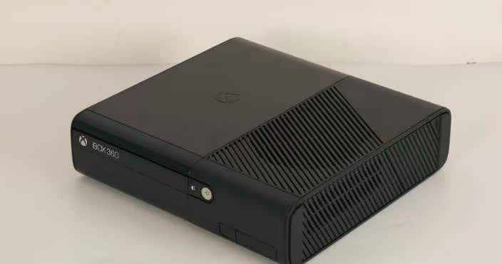 Chính hãng bẻ khóa 500G ổ cứng Microsoft Xbox360 slim TV console - Kiểm soát trò chơi tay cầm xbox 360 không dây