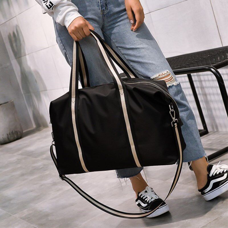 Oxford Cloth Light Short Travel Bag Woman Han Edition Single Shoulder Big Bag For Travel Hand Luggage Bag Large Capacity Fitness Bag