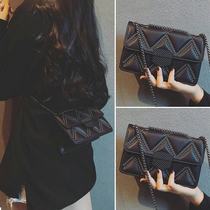 New small sachet female niche design sense diagonal female bag Joker chain small bag Lingge shoulder small square bag