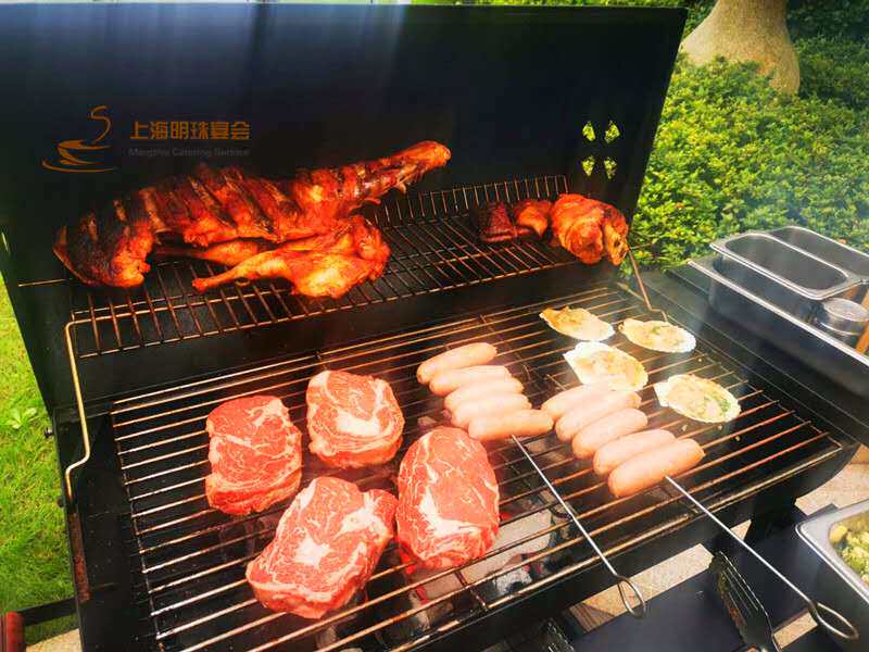 Private kitchen door-to-door family banquet Birthday banquet Company opening Cold food Dessert table custom door-to-door barbecue buffet Tea break