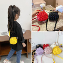Little girl bag fashion small bag princess foreign gas 100 hitch a single shoulder bag to go out to the street baby hand carry bag wave