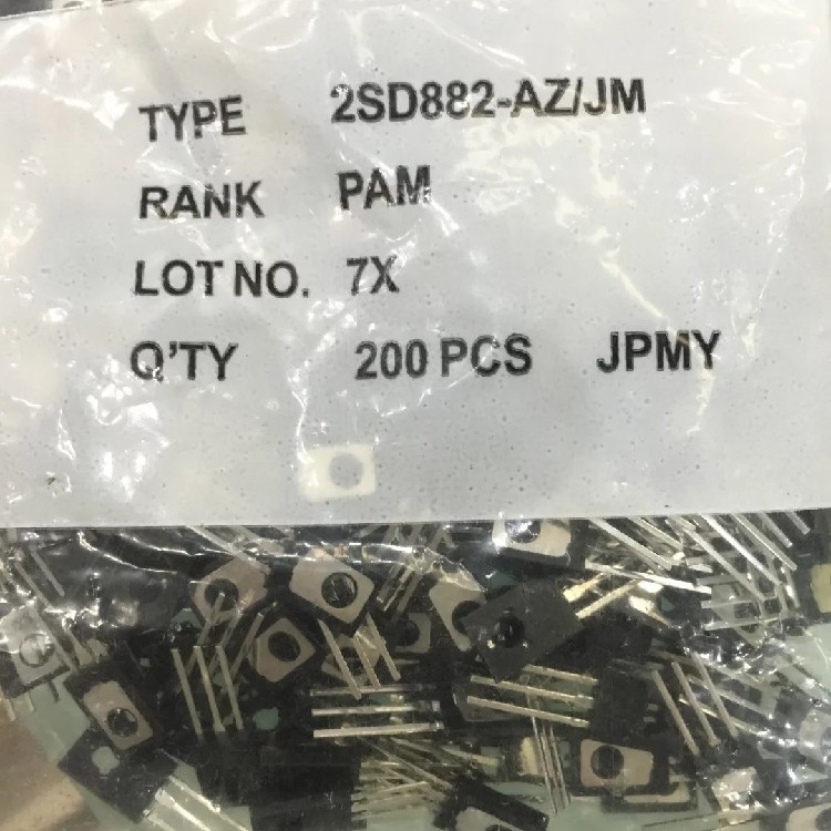 Nech D882P M3Y 2SD882 TO-126 in-line transistor copper pin 3A high current large chip