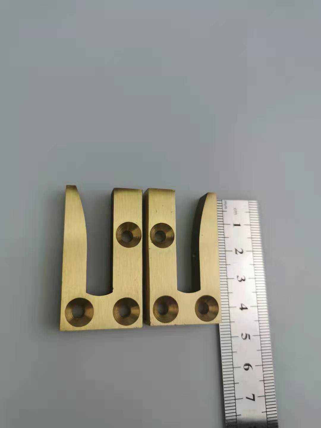 Hook for the trigonometric hinge rocking cover