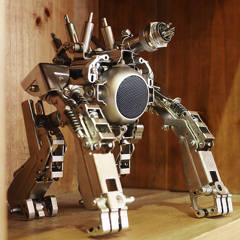 Mechanical Party Soundwave War Ape Metal Assembled Bluetooth Sound DIY Model Punk Wind Bluetooth Speaker Creative Pendulum
